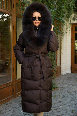 Длинный пуховик с натуральным мехом