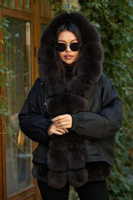 Зимний пуховик Vivilona черный