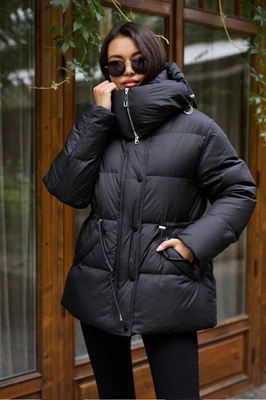 Красивый пуховик Вотарун 2025