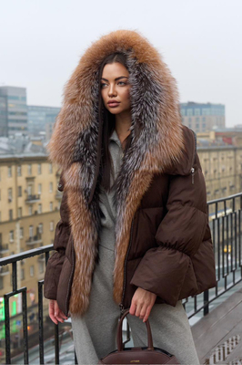 Короткий пуховик Tannossto с лисой