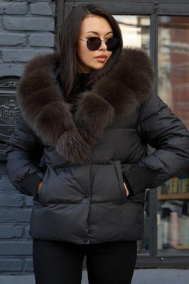 Женский пуховик Vivilona черный короткий